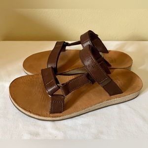 TEVA women’s Sandals.